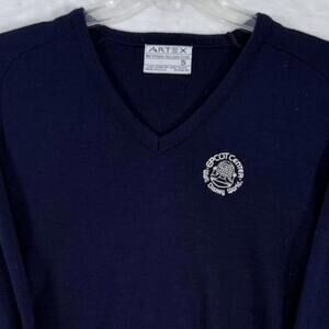 Vintage 80s Walt Disney World Sweater Epcot Center Embroidered Blue Made In USA